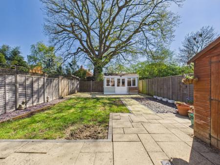 3 bedroom Semi-detached house for sale in Longbridge Road, Bramley, RG26