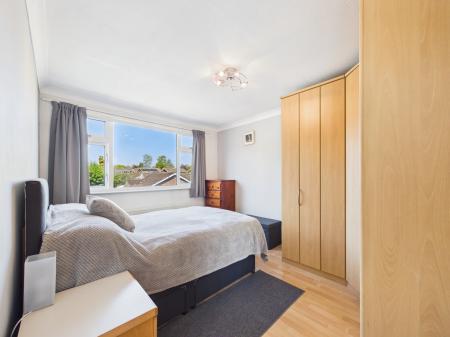 3 bedroom Semi-detached house for sale in Longbridge Road, Bramley, RG26