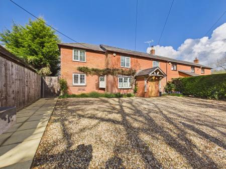 West Heath Road, Baughurst, RG26