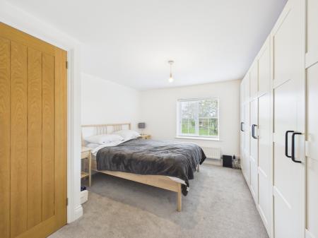 5 bedroom Semi-detached house for sale in West Heath Road, Baughurst, RG26