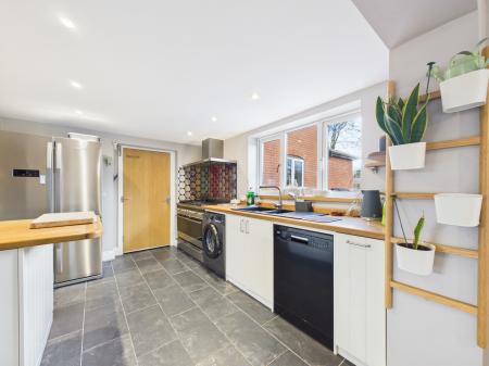 5 bedroom Semi-detached house for sale in West Heath Road, Baughurst, RG26