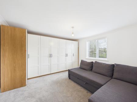 5 bedroom Semi-detached house for sale in West Heath Road, Baughurst, RG26