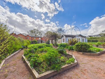 5 bedroom Semi-detached house for sale in West Heath Road, Baughurst, RG26
