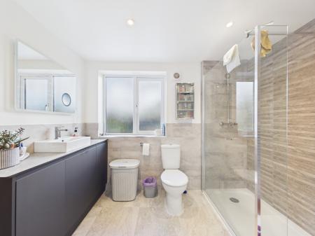 5 bedroom Semi-detached house for sale in West Heath Road, Baughurst, RG26