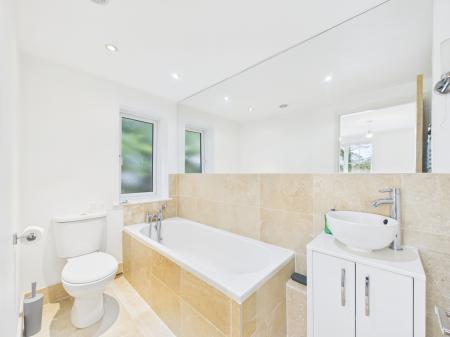 5 bedroom Semi-detached house for sale in West Heath Road, Baughurst, RG26