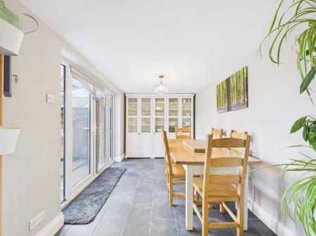 5 bedroom Semi-detached house for sale in West Heath Road, Baughurst, RG26