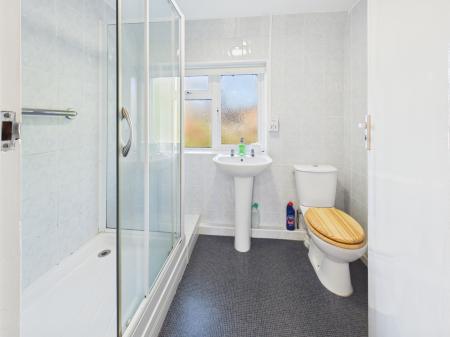 2 bedroom End of terrace house for sale in Whitedown Road, Tadley, RG26