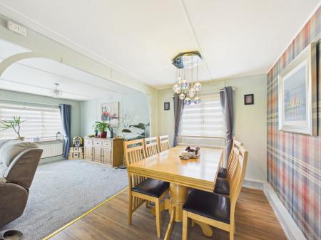 2 bedroom Park home for sale in Holly Close, Crookham Common, RG19