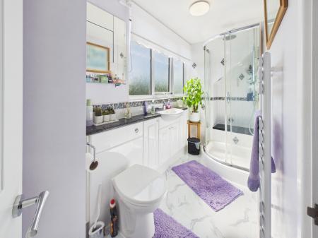 2 bedroom Semi-detached house for sale in Corner House West Street, Tadley, RG26
