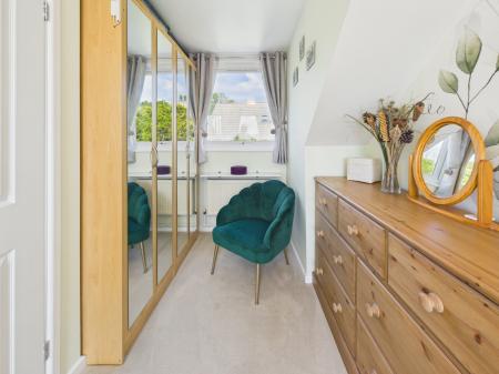 2 bedroom Semi-detached house for sale in Corner House West Street, Tadley, RG26