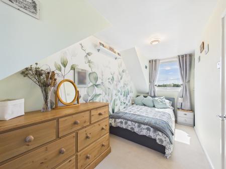 2 bedroom Semi-detached house for sale in Corner House West Street, Tadley, RG26