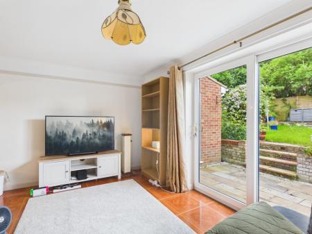 4 bedroom Terraced House for sale in Stanfield, Tadley, RG26