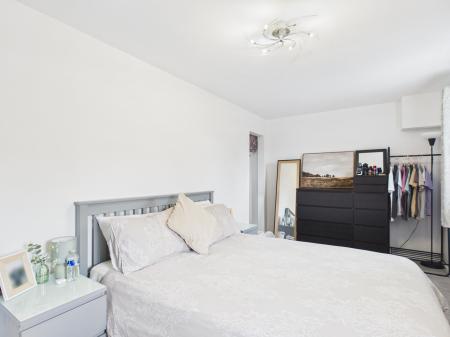 4 bedroom Terraced House for sale in Stanfield, Tadley, RG26