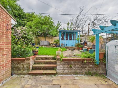 4 bedroom Terraced House for sale in Stanfield, Tadley, RG26