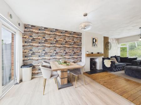 3 bedroom Terraced House for sale in Stephens Road, Tadley, RG26