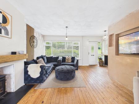 3 bedroom Terraced House for sale in Stephens Road, Tadley, RG26