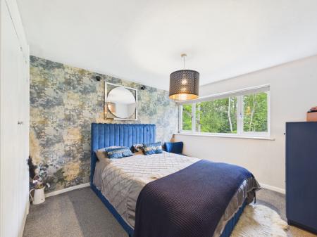 3 bedroom Terraced House for sale in Stephens Road, Tadley, RG26