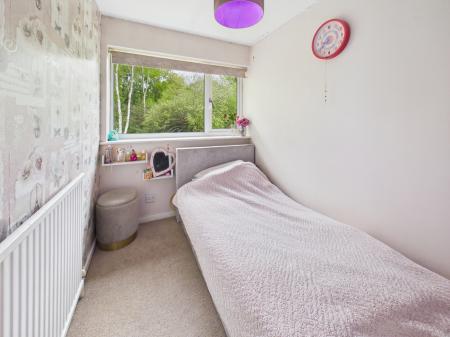 3 bedroom Terraced House for sale in Stephens Road, Tadley, RG26