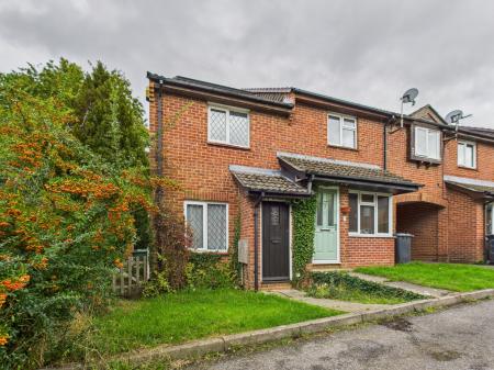 Mortimer Gardens, Tadley, RG26