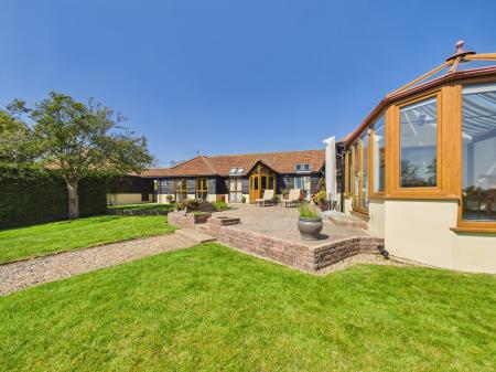 5 bedroom Barn Conversion for sale in Drury Lane, Mortimer Common, RG7