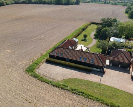 5 bedroom Barn Conversion for sale in Drury Lane, Mortimer Common, RG7