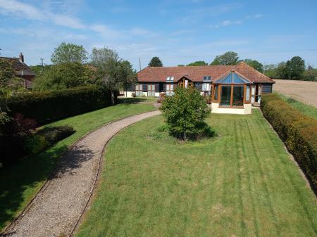 5 bedroom Barn Conversion for sale in Drury Lane, Mortimer Common, RG7