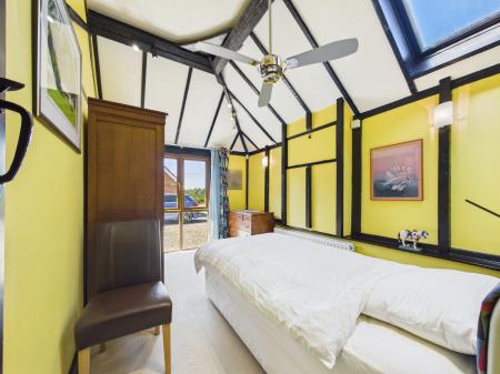 5 bedroom Barn Conversion for sale in Drury Lane, Mortimer Common, RG7