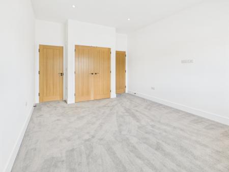 4 bedroom Detached house to let in Aldermaston Road, Pamber Green, Tadley, RG26