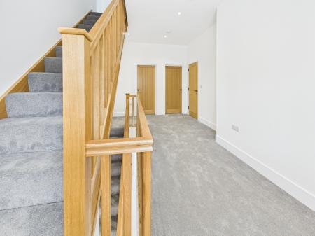4 bedroom Detached house to let in Aldermaston Road, Pamber Green, Tadley, RG26