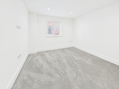 4 bedroom Detached house to let in Aldermaston Road. Pamber Green, Tadley, RG26