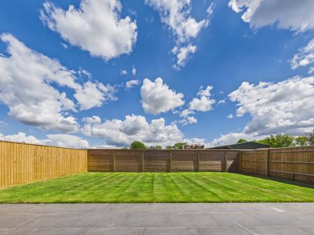 4 bedroom Detached house to let in Aldermaston Road. Pamber Green, Tadley, RG26