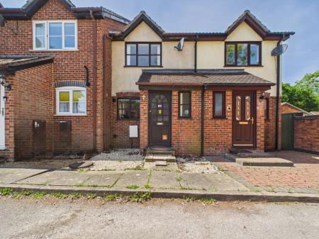 Finch Close, Tadley, RG26