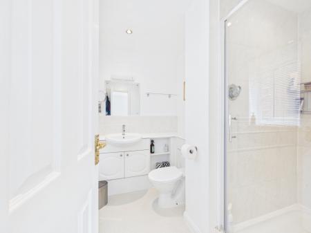 4 bedroom Detached house for sale in Wallis Drive, Bramley, RG26