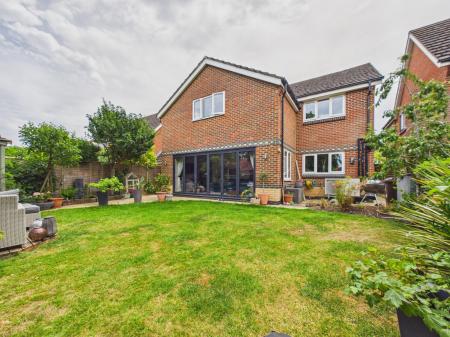 4 bedroom Detached house for sale in Wallis Drive, Bramley, RG26