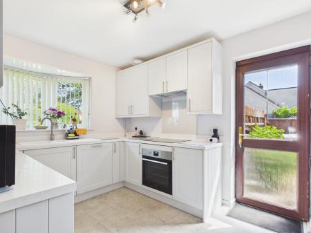 4 bedroom Detached house for sale in Silchester Road, Pamber Heath, RG26