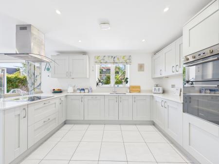 4 bedroom Detached house for sale in Centenary Fields, Bramley, RG26