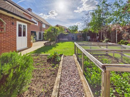 4 bedroom Detached house for sale in Centenary Fields, Bramley, RG26