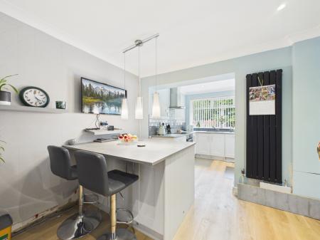 3 bedroom Detached house for sale in Droxford Crescent, Tadley, RG26