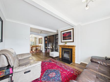 1 bedroom Semi-detached house to let in Stephens Close, Mortimer Common, RG7