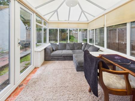 1 bedroom Semi-detached house to let in Stephens Close, Mortimer Common, RG7