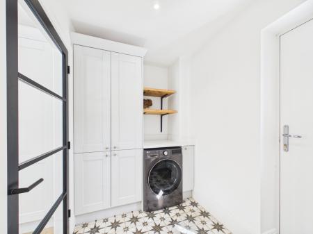 4 bedroom Detached house for sale in Penbere Close, Pamber Heath, RG26