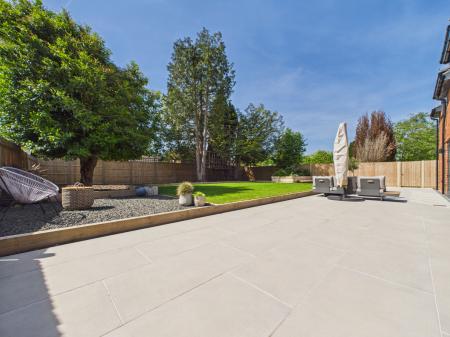 4 bedroom Detached house for sale in Penbere Close, Pamber Heath, RG26