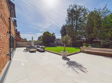 4 bedroom Detached house for sale in Penbere Close, Pamber Heath, RG26