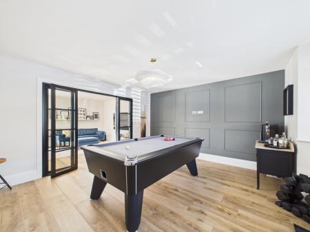 4 bedroom Detached house for sale in Penbere Close, Pamber Heath, RG26