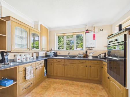 3 bedroom Detached bungalow for sale in Silchester Road, Pamber Heath, RG26