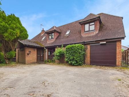 Admoor Lane, Bradfield, RG7