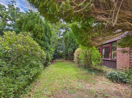 5 bedroom Detached house for sale in Admoor Lane, Bradfield, RG7