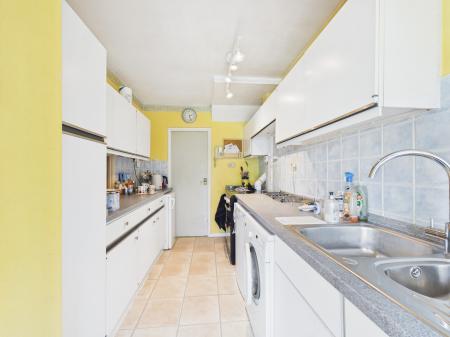 3 bedroom End of terrace house for sale in Stephens Road, Tadley, RG26