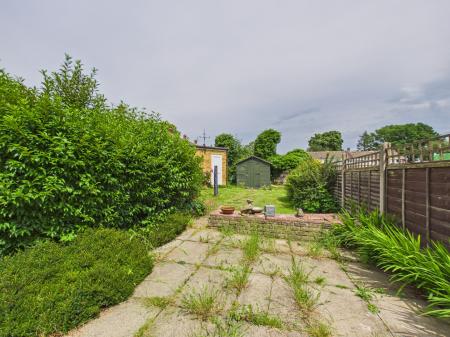 3 bedroom End of terrace house for sale in Stephens Road, Tadley, RG26