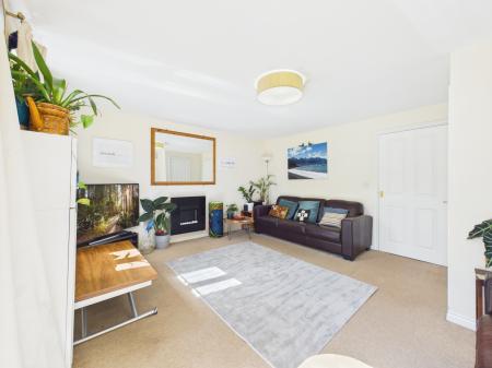 3 bedroom End of terrace house for sale in Fallows Road, Reading, RG7